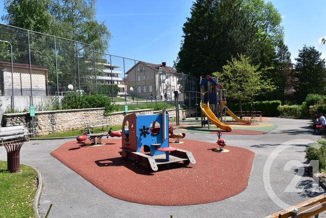 Afficher la photo en grand Appartement T4 à vendre - 4 pièces - 85.0 m2 - MORTEAU - 25 - FRANCHE-COMTE - Century 21 L'Immobilier Nouveau