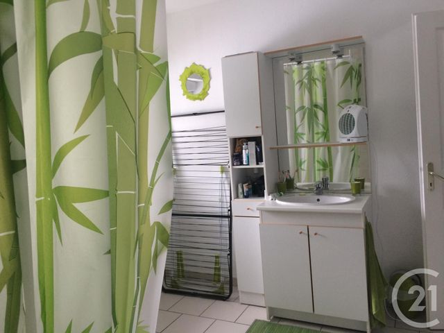 Afficher la photo en grand Appartement F4 à louer - 4 pièces - 100.0 m2 - CHARQUEMONT - 25 - FRANCHE-COMTE - Century 21 L'Immobilier Nouveau