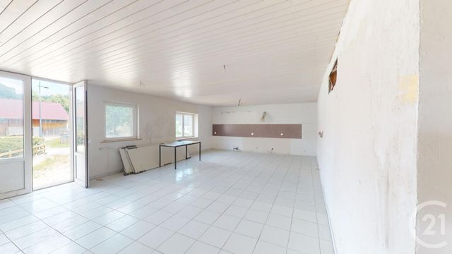 Appartement T4 à vendre - 4 pièces - 105.0 m2 - FERRIERES LE LAC - 25 - FRANCHE-COMTE - Century 21 Avenir Immobilier