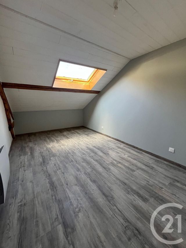 Appartement F2 à louer - 2 pièces - 45.0 m2 - SANCEY - 25 - FRANCHE-COMTE - Century 21 L'Immobilier Nouveau