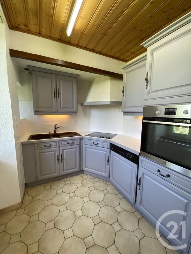 Appartement F4 à louer - 4 pièces - 79.75 m2 - DAMPRICHARD - 25 - FRANCHE-COMTE - Century 21 Avenir Immobilier