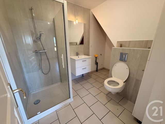 Appartement F3 à louer - 3 pièces - 72.42 m2 - CHARQUEMONT - 25 - FRANCHE-COMTE - Century 21 Avenir Immobilier