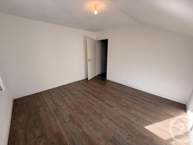 Appartement F3 à louer - 3 pièces - 72.42 m2 - CHARQUEMONT - 25 - FRANCHE-COMTE - Century 21 Avenir Immobilier