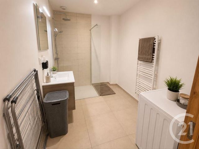 Appartement F3 à louer - 3 pièces - 80.14 m2 - DAMPRICHARD - 25 - FRANCHE-COMTE - Century 21 Avenir Immobilier