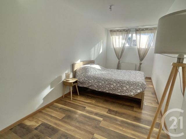 Appartement F4 à louer - 4 pièces - 117.3 m2 - CHARQUEMONT - 25 - FRANCHE-COMTE - Century 21 Avenir Immobilier