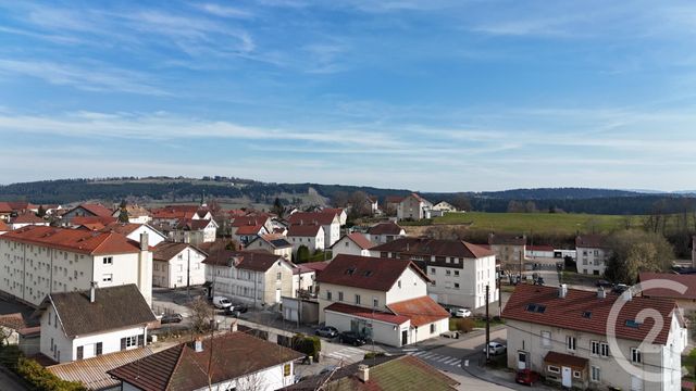 Appartement F4 à louer - 4 pièces - 93.4 m2 - CHARQUEMONT - 25 - FRANCHE-COMTE - Century 21 Avenir Immobilier