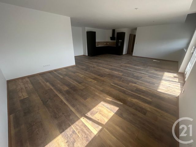 Appartement F4 à louer - 4 pièces - 93.4 m2 - CHARQUEMONT - 25 - FRANCHE-COMTE - Century 21 Avenir Immobilier
