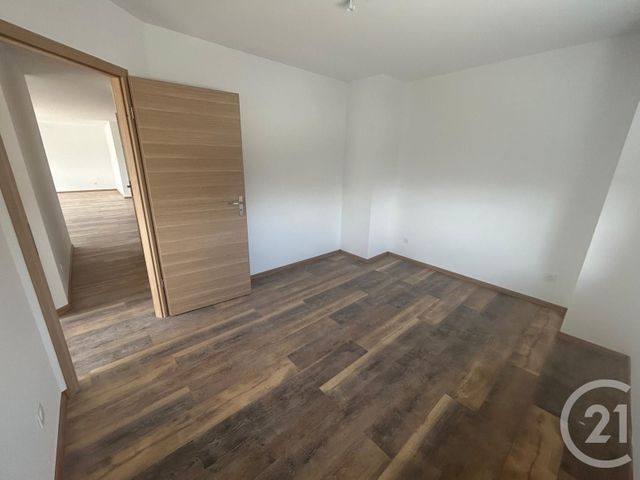 Appartement F4 à louer - 4 pièces - 93.4 m2 - CHARQUEMONT - 25 - FRANCHE-COMTE - Century 21 Avenir Immobilier