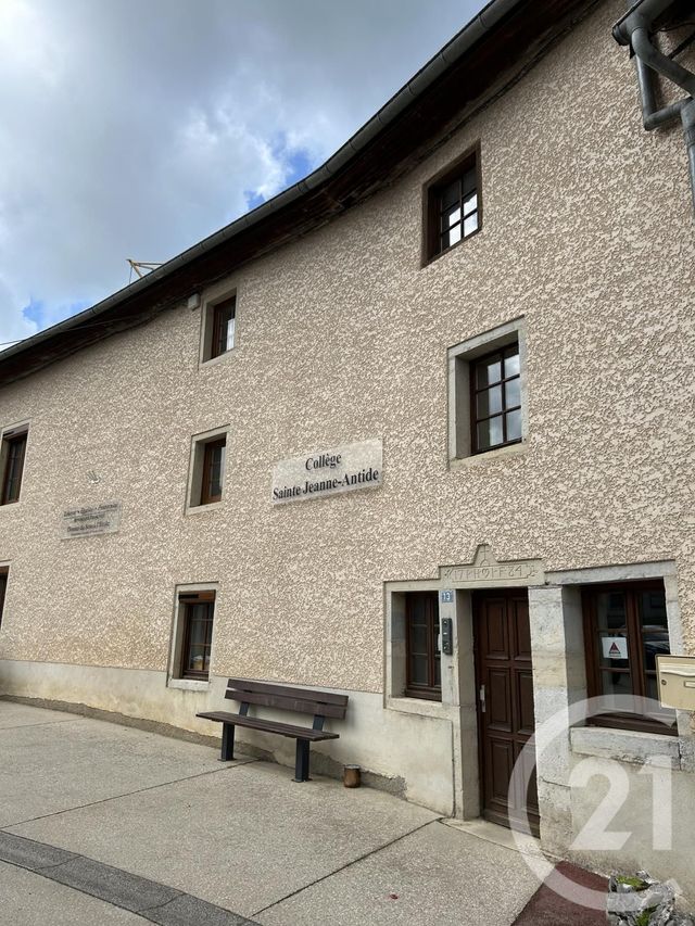 Appartement F2 à louer - 2 pièces - 45.0 m2 - SANCEY - 25 - FRANCHE-COMTE - Century 21 Avenir Immobilier