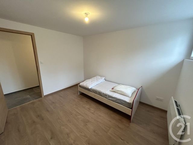 Appartement F4 à louer - 4 pièces - 76.4 m2 - CHARQUEMONT - 25 - FRANCHE-COMTE - Century 21 Avenir Immobilier