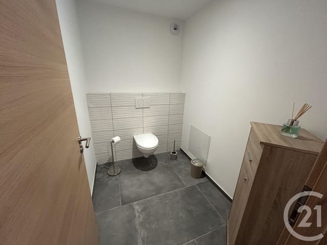 Appartement F4 à louer - 4 pièces - 76.4 m2 - CHARQUEMONT - 25 - FRANCHE-COMTE - Century 21 Avenir Immobilier