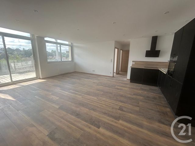 Appartement F4 à louer - 4 pièces - 86.75 m2 - CHARQUEMONT - 25 - FRANCHE-COMTE - Century 21 Avenir Immobilier