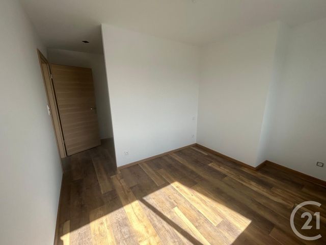 Appartement F4 à louer - 4 pièces - 86.75 m2 - CHARQUEMONT - 25 - FRANCHE-COMTE - Century 21 Avenir Immobilier