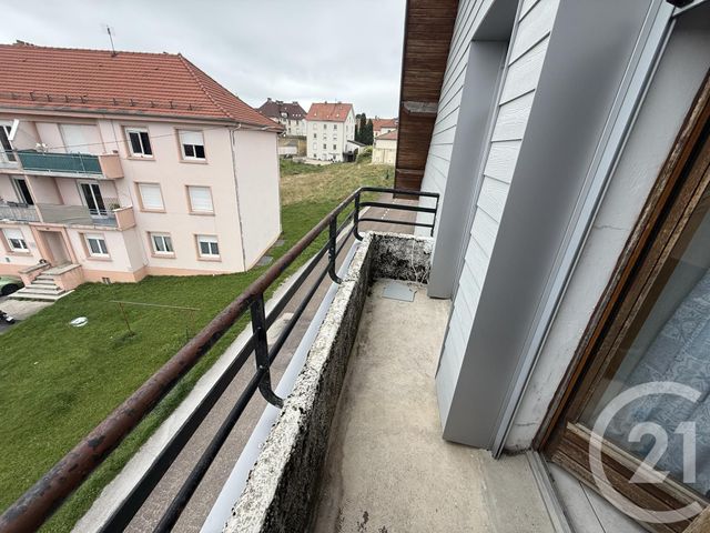 Appartement F3 à louer - 4 pièces - 80.0 m2 - CHARQUEMONT - 25 - FRANCHE-COMTE - Century 21 Avenir Immobilier