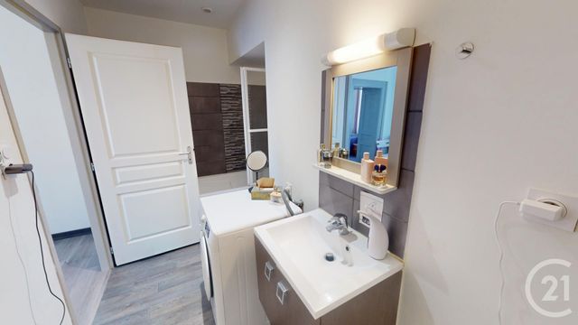 Appartement F3 à vendre - 3 pièces - 67.0 m2 - CHARQUEMONT - 25 - FRANCHE-COMTE - Century 21 Avenir Immobilier