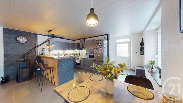 Appartement à vendre - 3 pièces - 80.0 m2 - CHARQUEMONT - 25 - FRANCHE-COMTE - Century 21 Avenir Immobilier