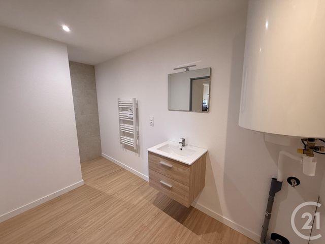 Appartement F4 à louer - 4 pièces - 76.25 m2 - LES FONTENELLES - 25 - FRANCHE-COMTE - Century 21 Avenir Immobilier