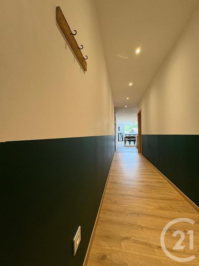Appartement F4 à vendre - 5 pièces - 137.0 m2 - CHARQUEMONT - 25 - FRANCHE-COMTE - Century 21 Avenir Immobilier