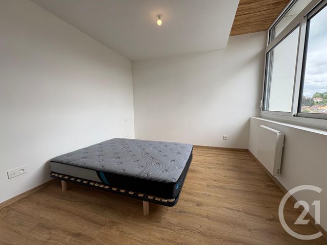 Appartement F4 à vendre - 5 pièces - 137.0 m2 - CHARQUEMONT - 25 - FRANCHE-COMTE - Century 21 Avenir Immobilier