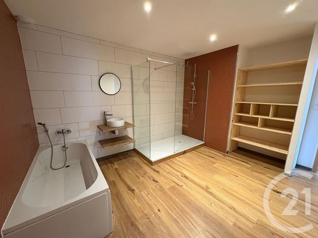 Appartement F4 à vendre - 5 pièces - 137.0 m2 - CHARQUEMONT - 25 - FRANCHE-COMTE - Century 21 Avenir Immobilier