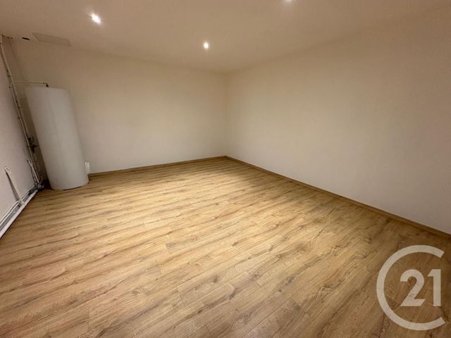 Appartement F4 à vendre - 5 pièces - 137.0 m2 - CHARQUEMONT - 25 - FRANCHE-COMTE - Century 21 Avenir Immobilier