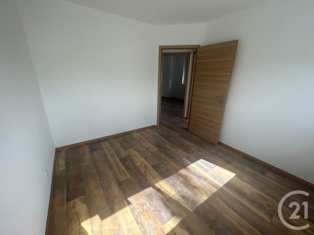 Appartement F4 à louer - 4 pièces - 93.4 m2 - CHARQUEMONT - 25 - FRANCHE-COMTE - Century 21 Avenir Immobilier