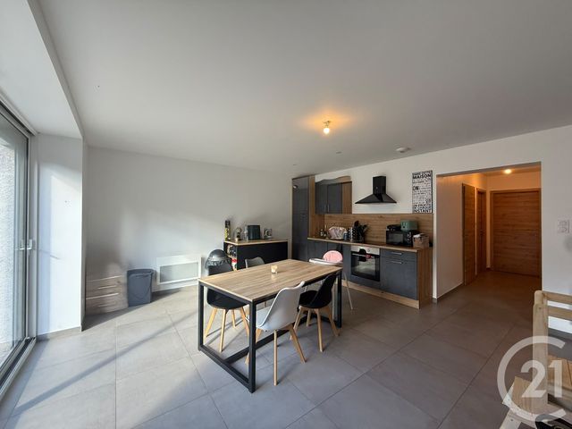 Appartement T4 à vendre - 4 pièces - 78.54 m2 - DAMPRICHARD - 25 - FRANCHE-COMTE - Century 21 Avenir Immobilier