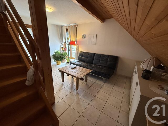 Appartement F5 à louer - 5 pièces - 68.0 m2 - CHARQUEMONT - 25 - FRANCHE-COMTE - Century 21 Avenir Immobilier