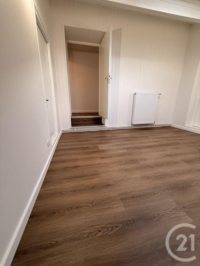 maison à louer - 6 pièces - 152.0 m2 - BONNETAGE - 25 - FRANCHE-COMTE - Century 21 Avenir Immobilier