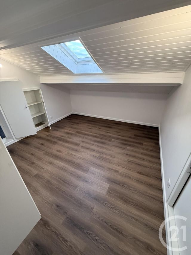 maison à louer - 6 pièces - 152.0 m2 - BONNETAGE - 25 - FRANCHE-COMTE - Century 21 Avenir Immobilier