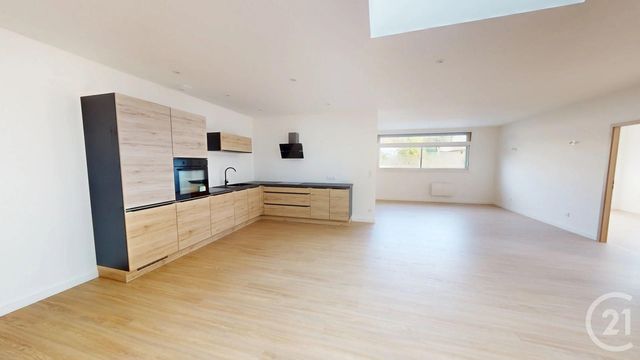 Appartement F4 à vendre - 4 pièces - 121.0 m2 - CHARQUEMONT - 25 - FRANCHE-COMTE - Century 21 Avenir Immobilier